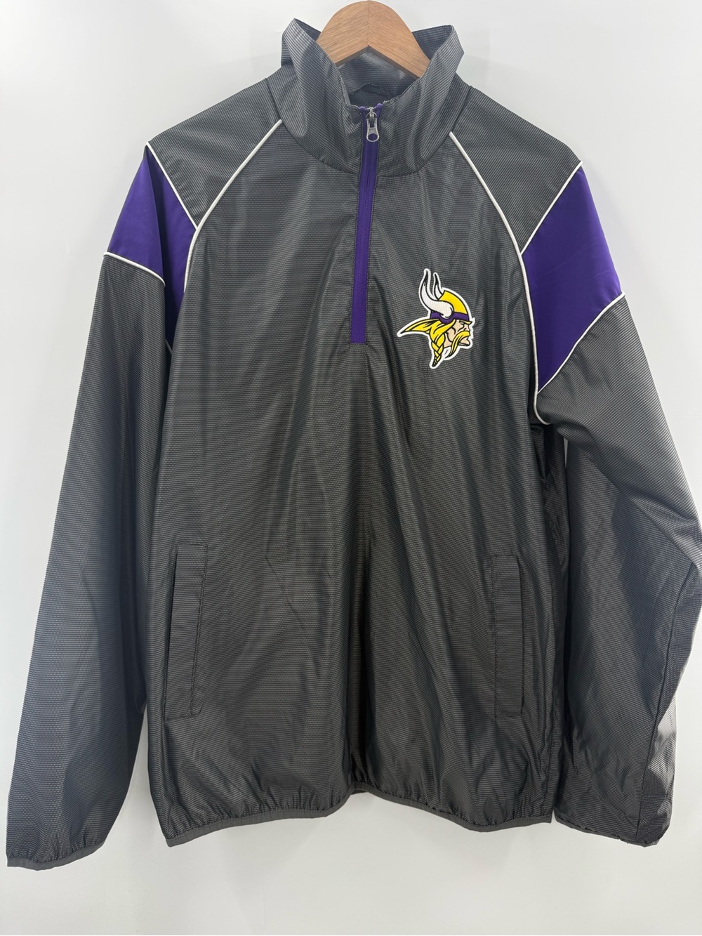 NFL Minnesota Vikings Quarter Zip Pull Over Style Performance Wear Windbreaker M